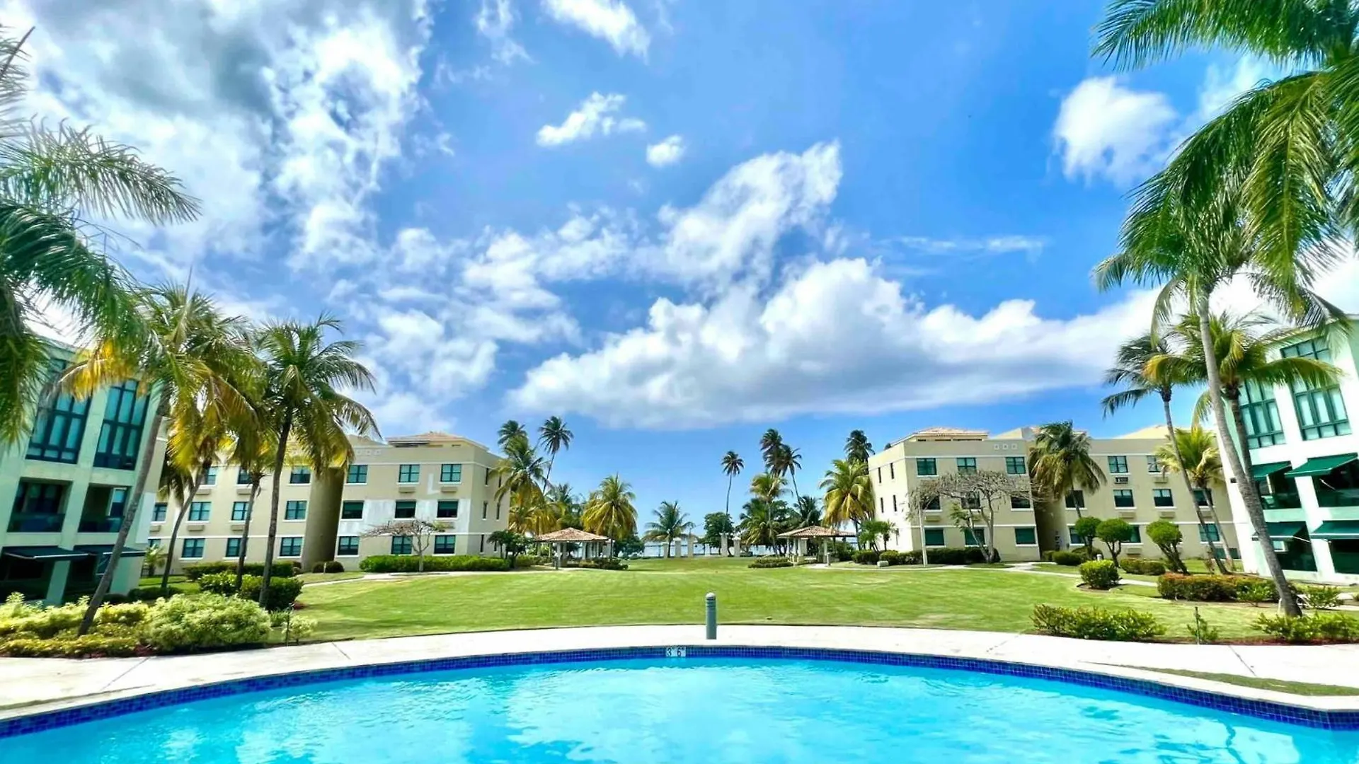 Aquatika Beach Resort & Waterpark Loiza 0*,