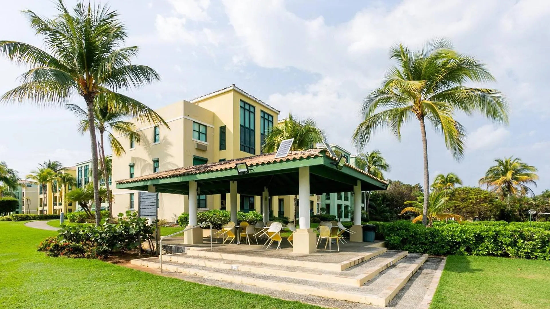 Apartment Aquatika Beach Resort & Waterpark Loiza