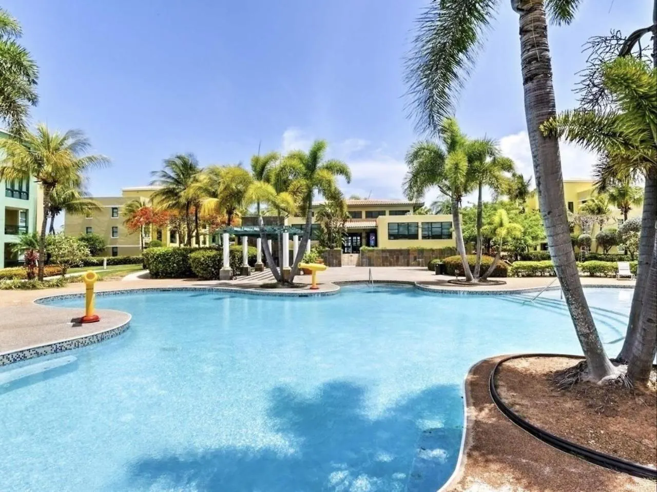 Aquatika Beach Resort & Waterpark Loiza 0*,